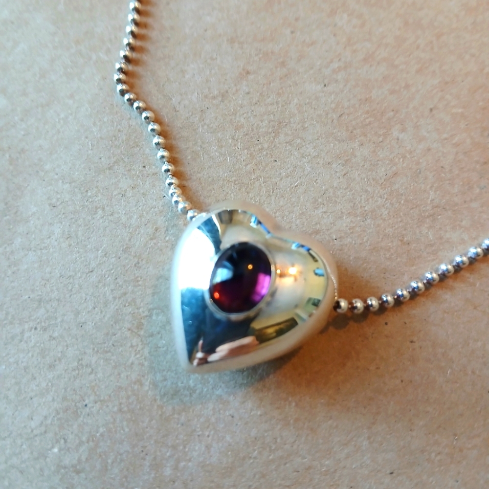 90s Vintage Sterling Silver Bead Chain Necklace Heart Purple Gemstone 18 Inches